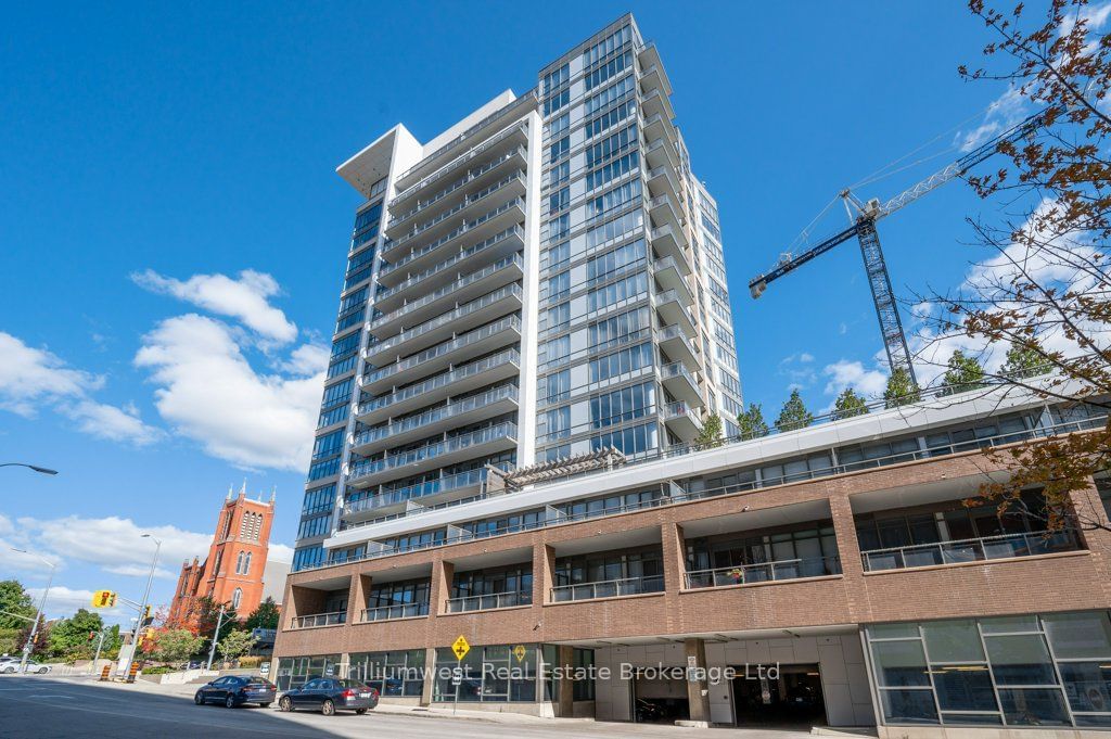 85 Duke St W, unit 1304 for rent