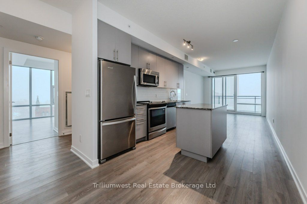 85 Duke St W, unit 1304 for rent