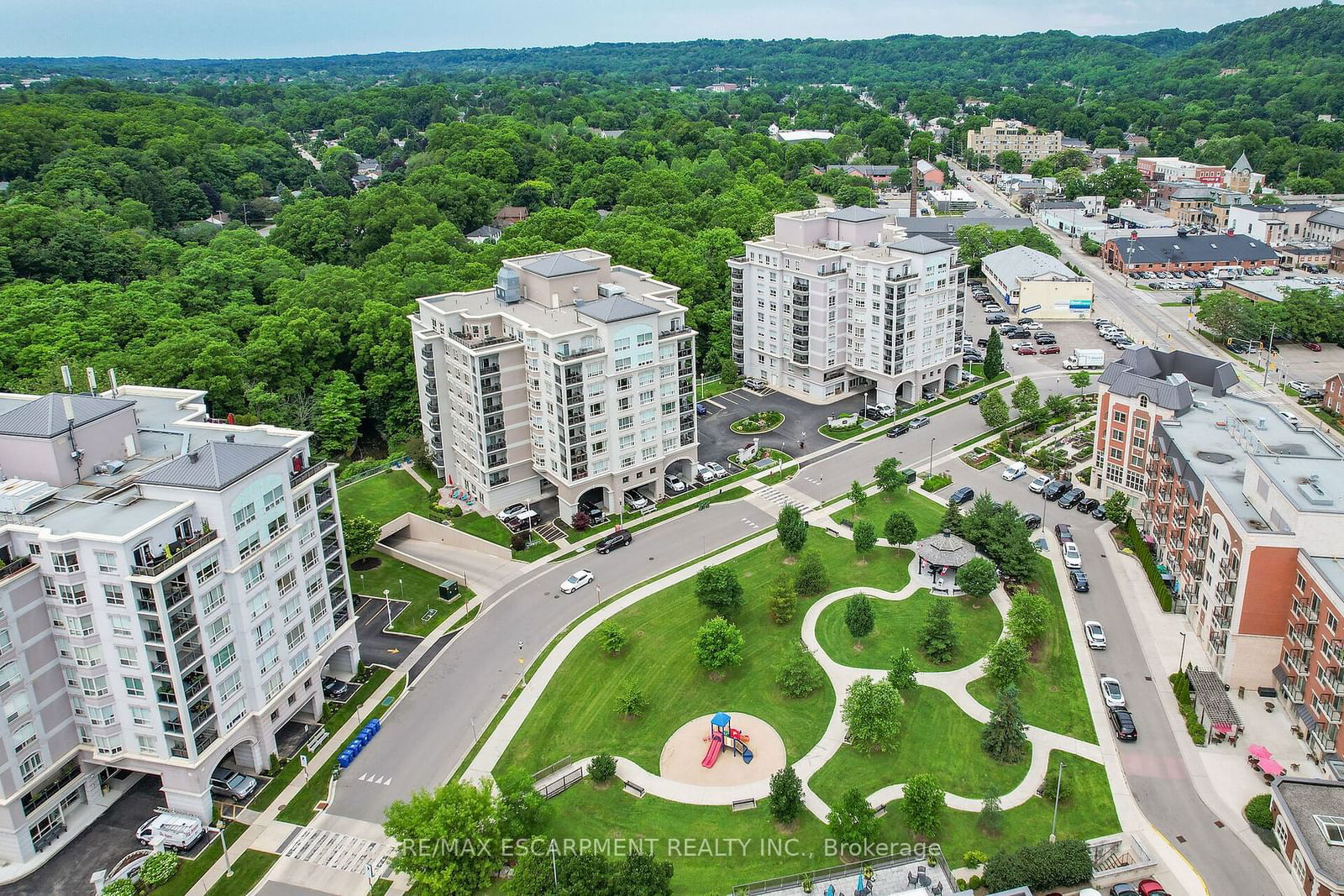 Spencer Creek Village Condos, Hamilton, Toronto