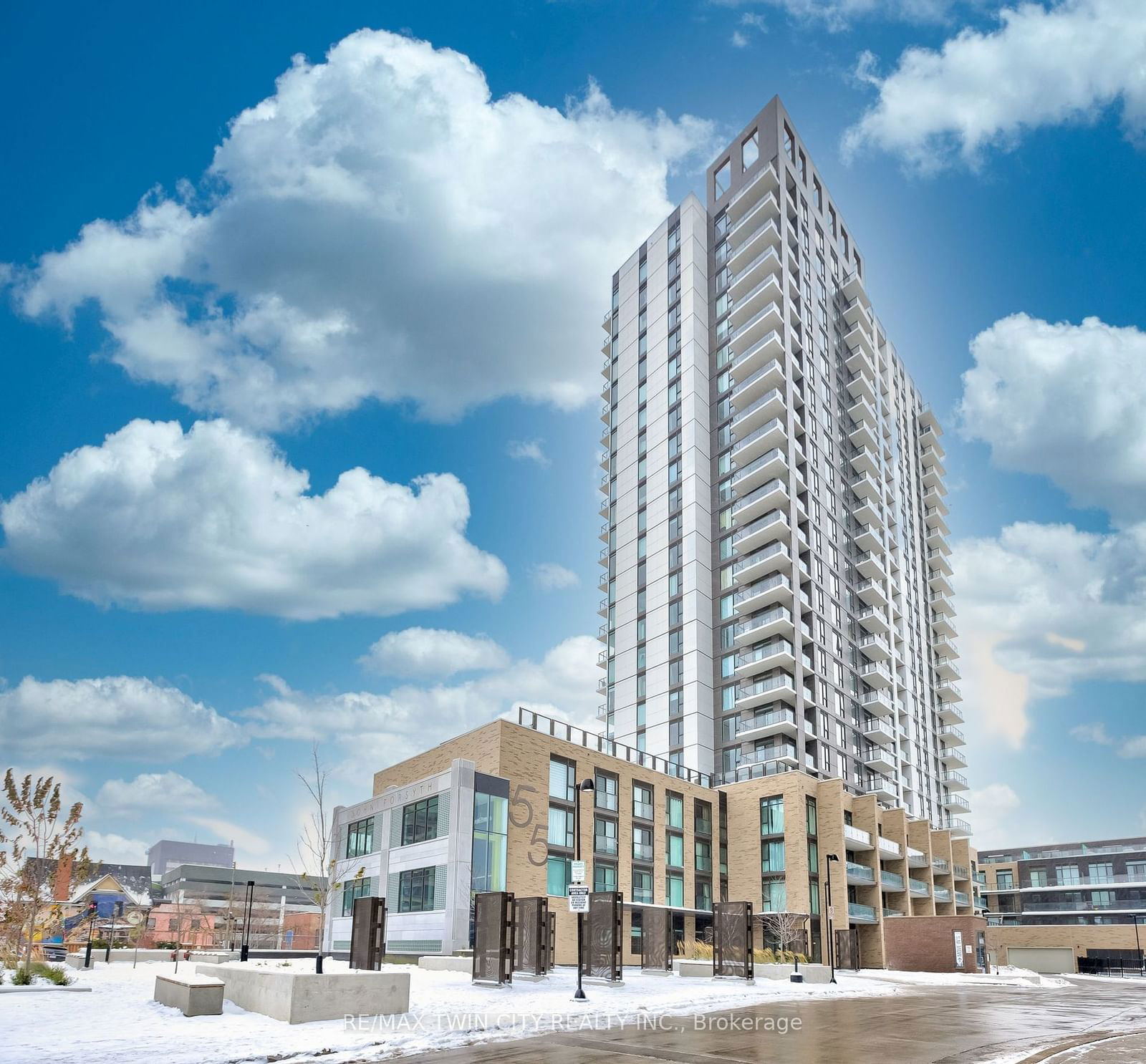 55 Duke St W, unit 1701 for sale