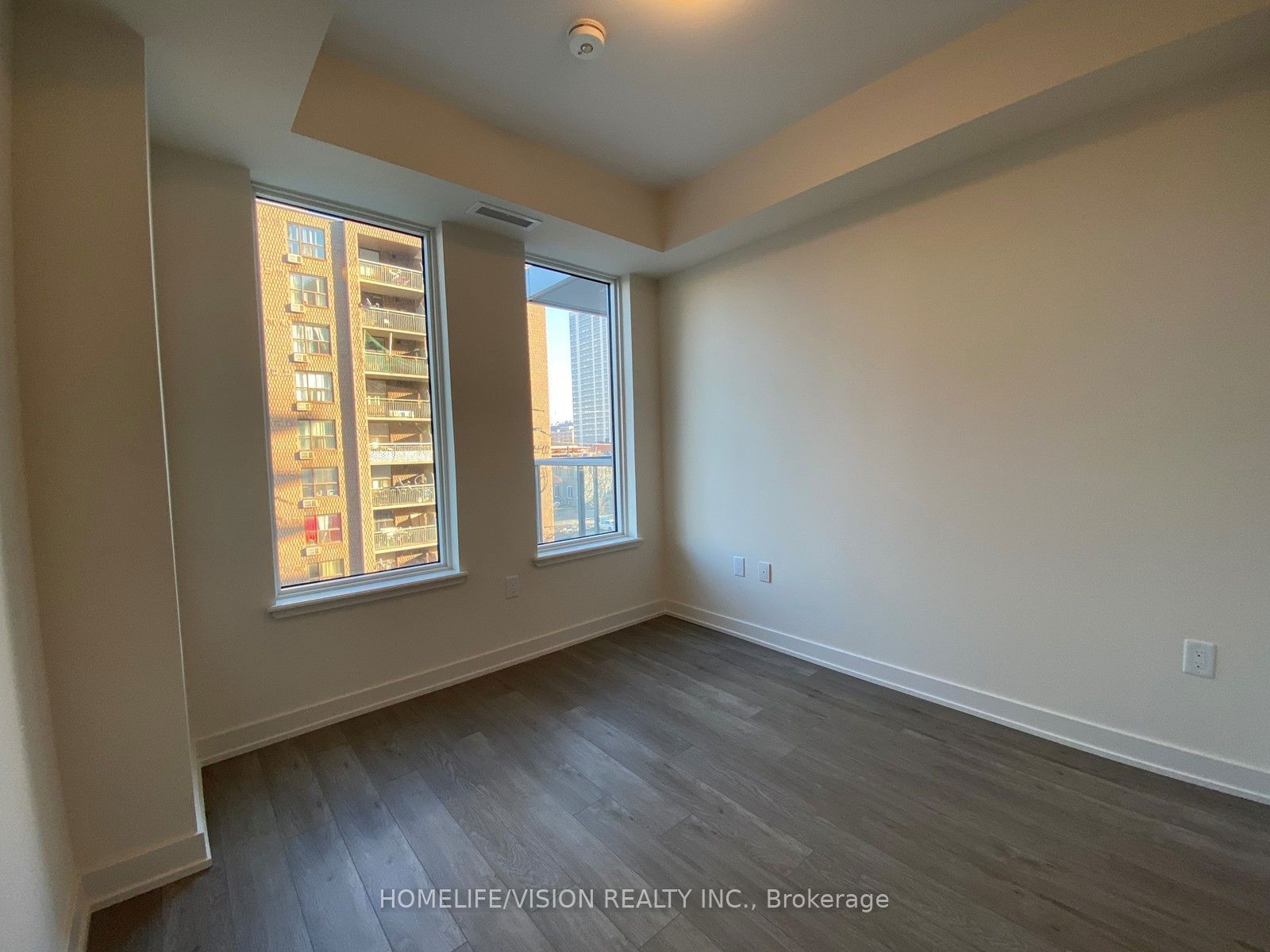 212 King William St, unit 804 for rent