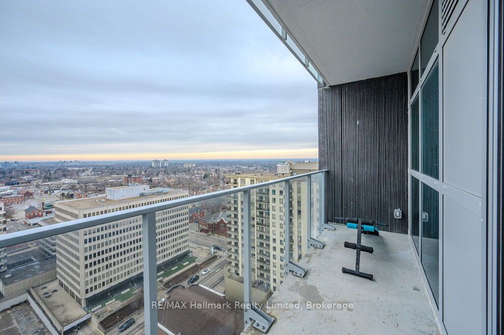 60 Frederick St, unit 2009 for rent