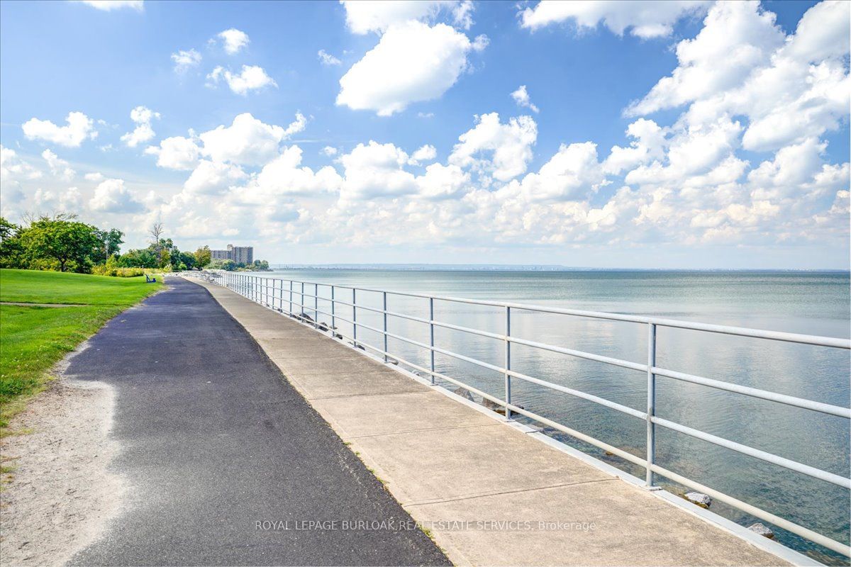 Seaside Village Townhomes, Hamilton, Toronto