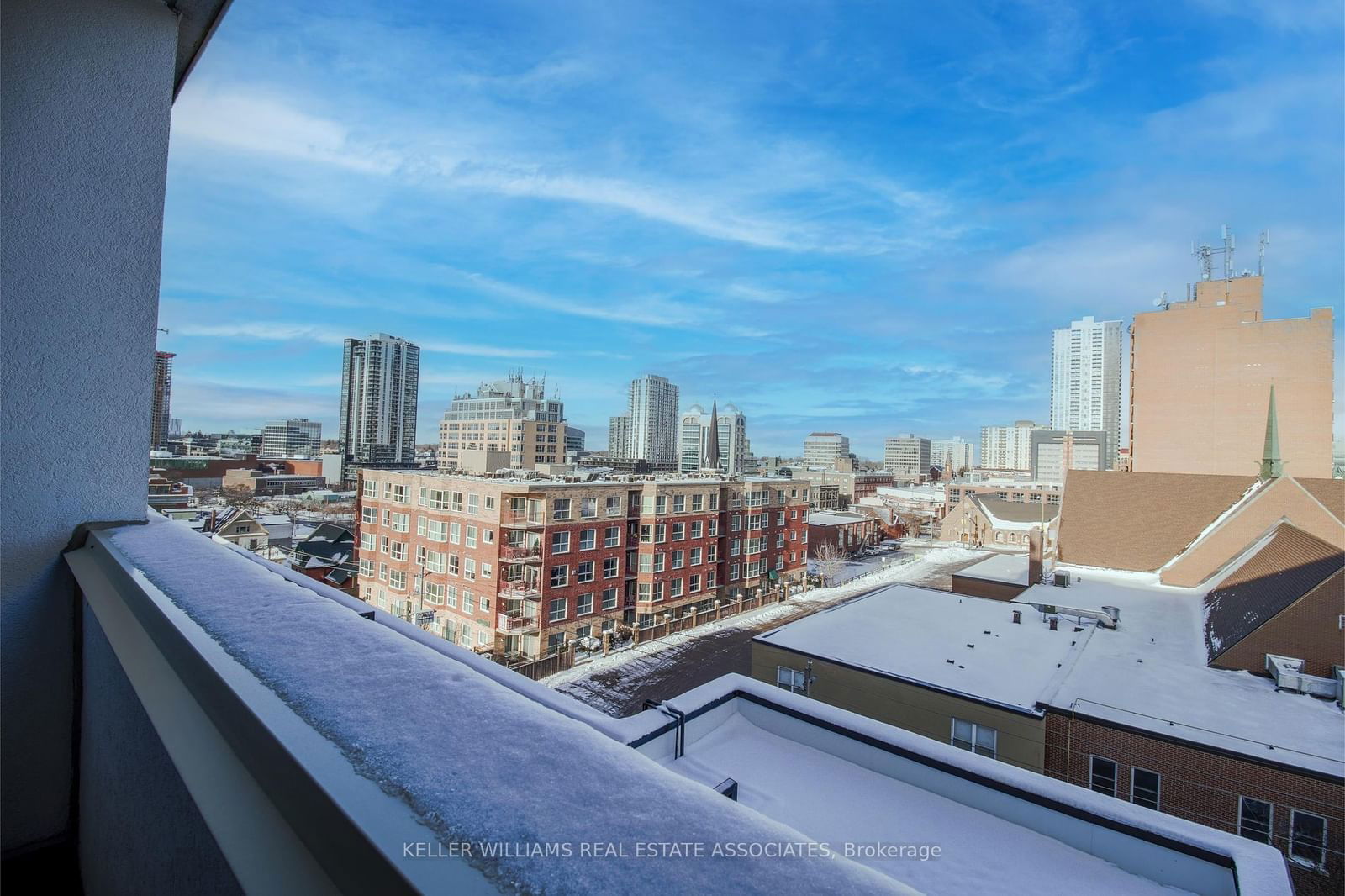 112 Benton St, unit 601 for sale