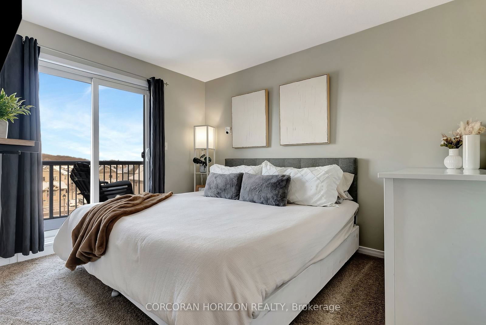 25 Sienna St, unit C for sale