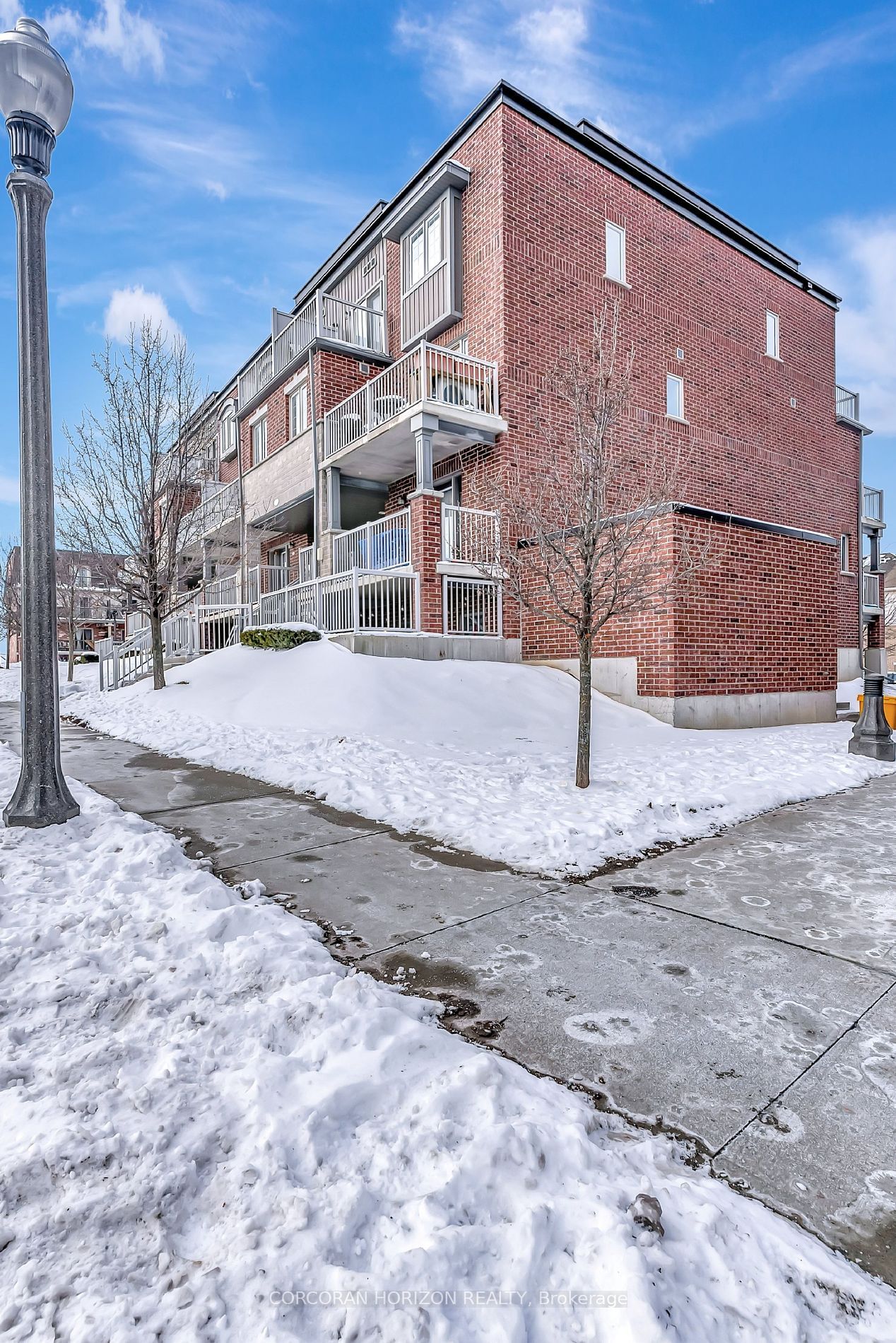 25 Sienna St, unit C for sale