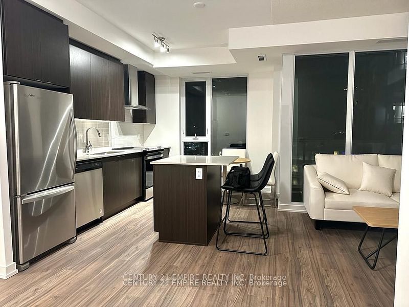 55 Duke St W, unit 1202 for rent