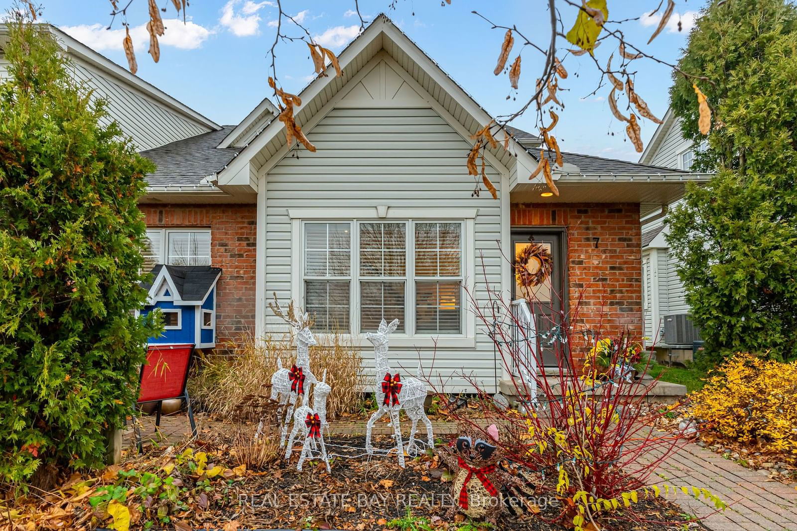 Meadowcreek Townhomes, Hamilton, Toronto