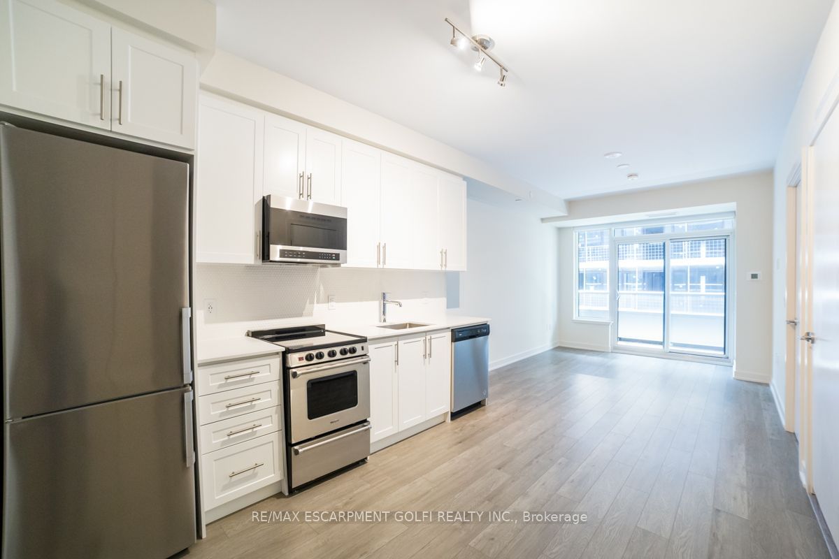 212 King William St, unit 1111 for sale