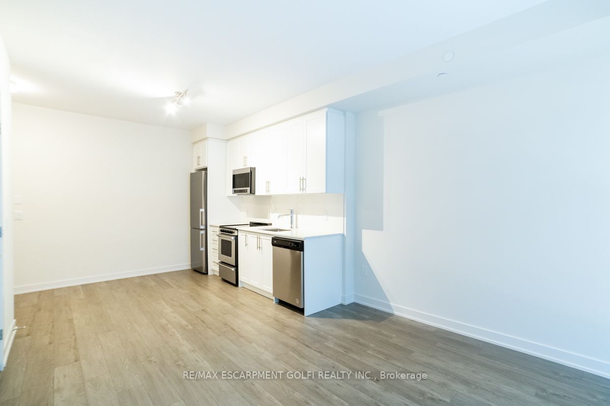 212 King William St, unit 1111 for sale