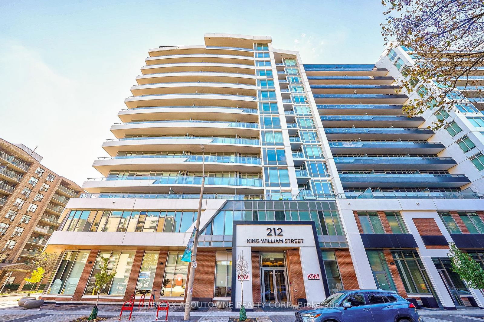 212 King William St, unit 1207 for sale