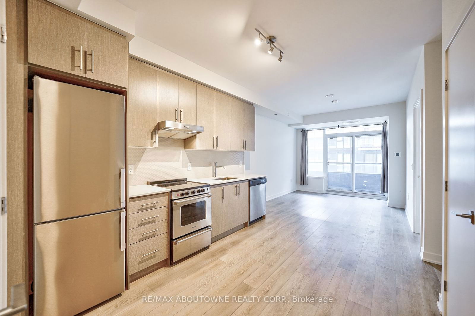 212 King William St, unit 1207 for sale