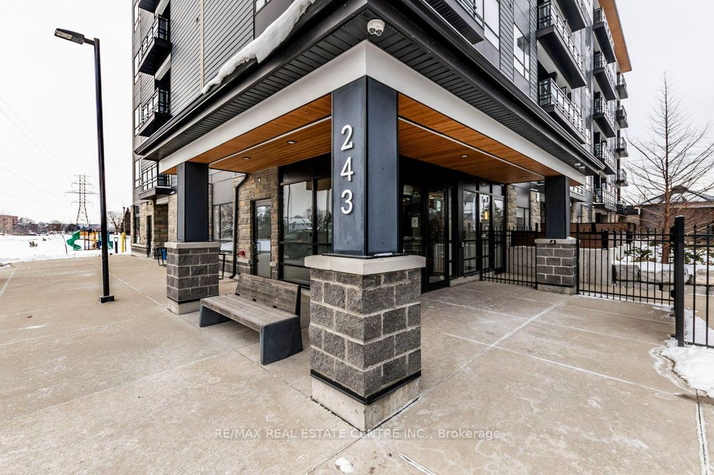 243 Northfield Dr E, unit 404 for sale