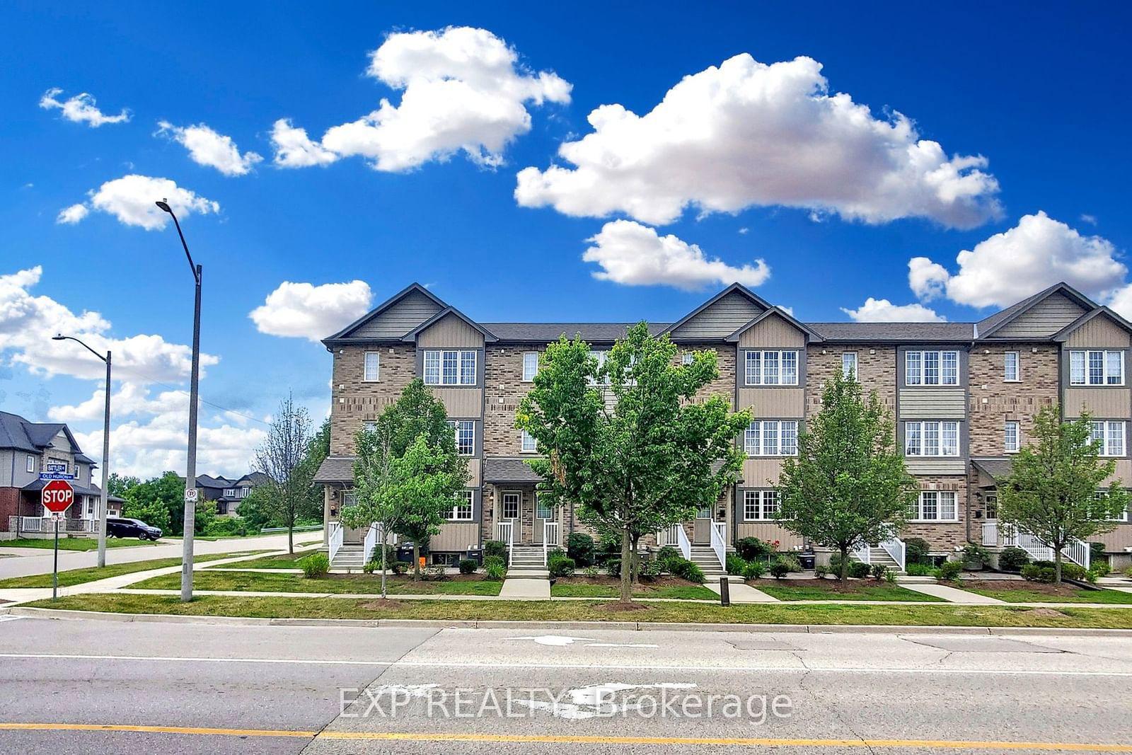 275 Old Huron Townhomes, Kitchener, Toronto