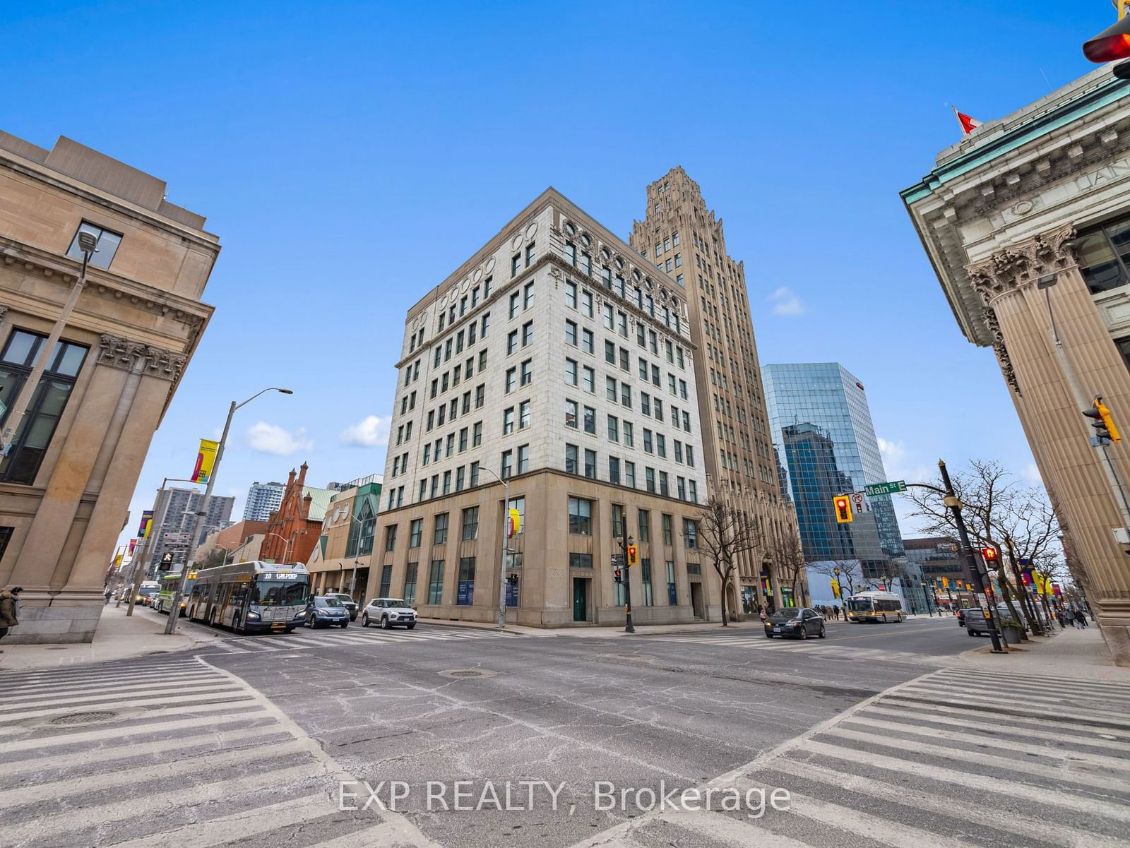 36 James St S, unit 710 for sale