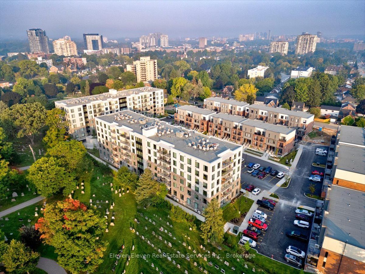 Spur Line Common Condos , Kitchener, Toronto