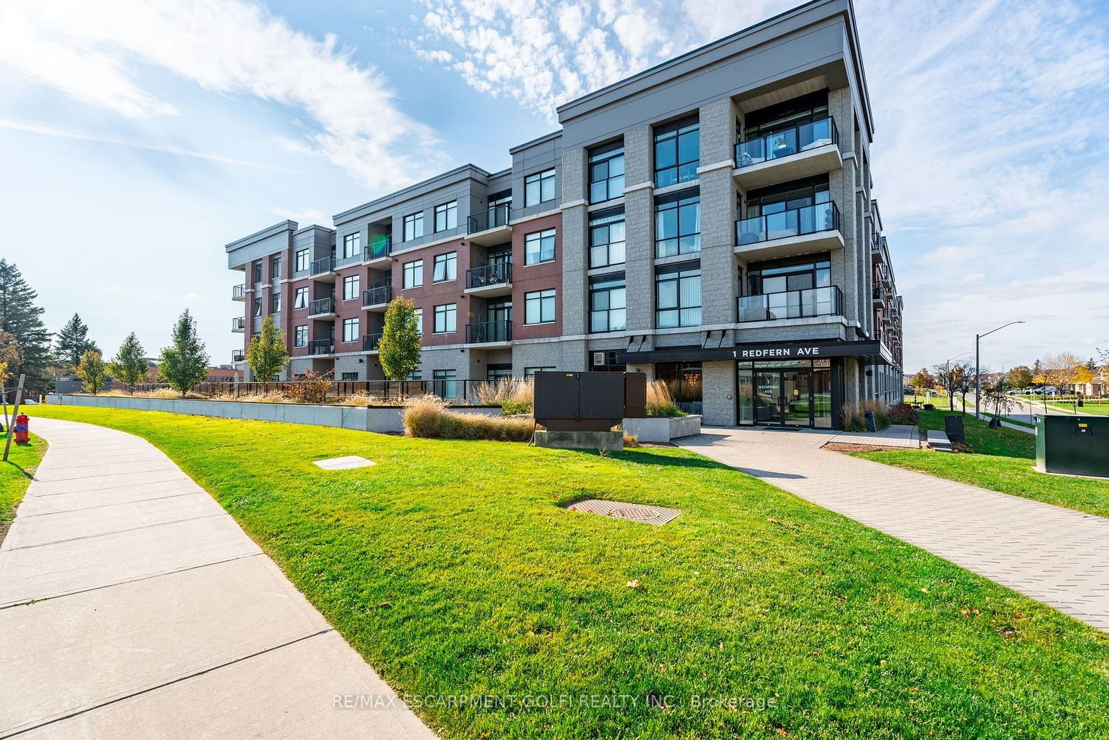 Scenic Trails Condominiums, Hamilton, Toronto