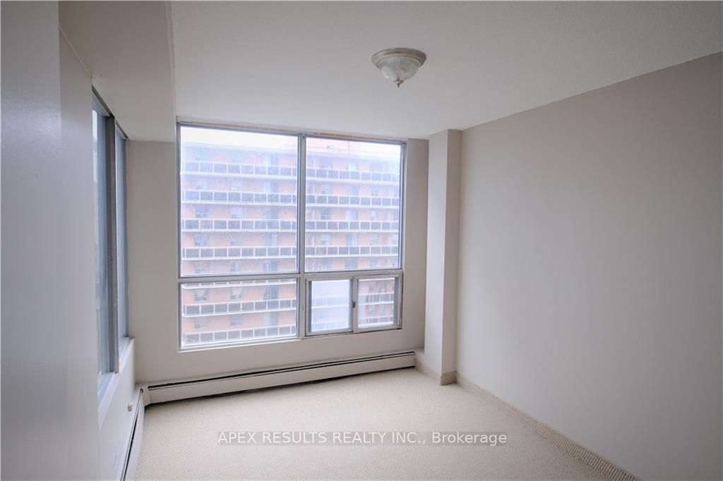 150 Charlton Ave E, unit 503 for rent