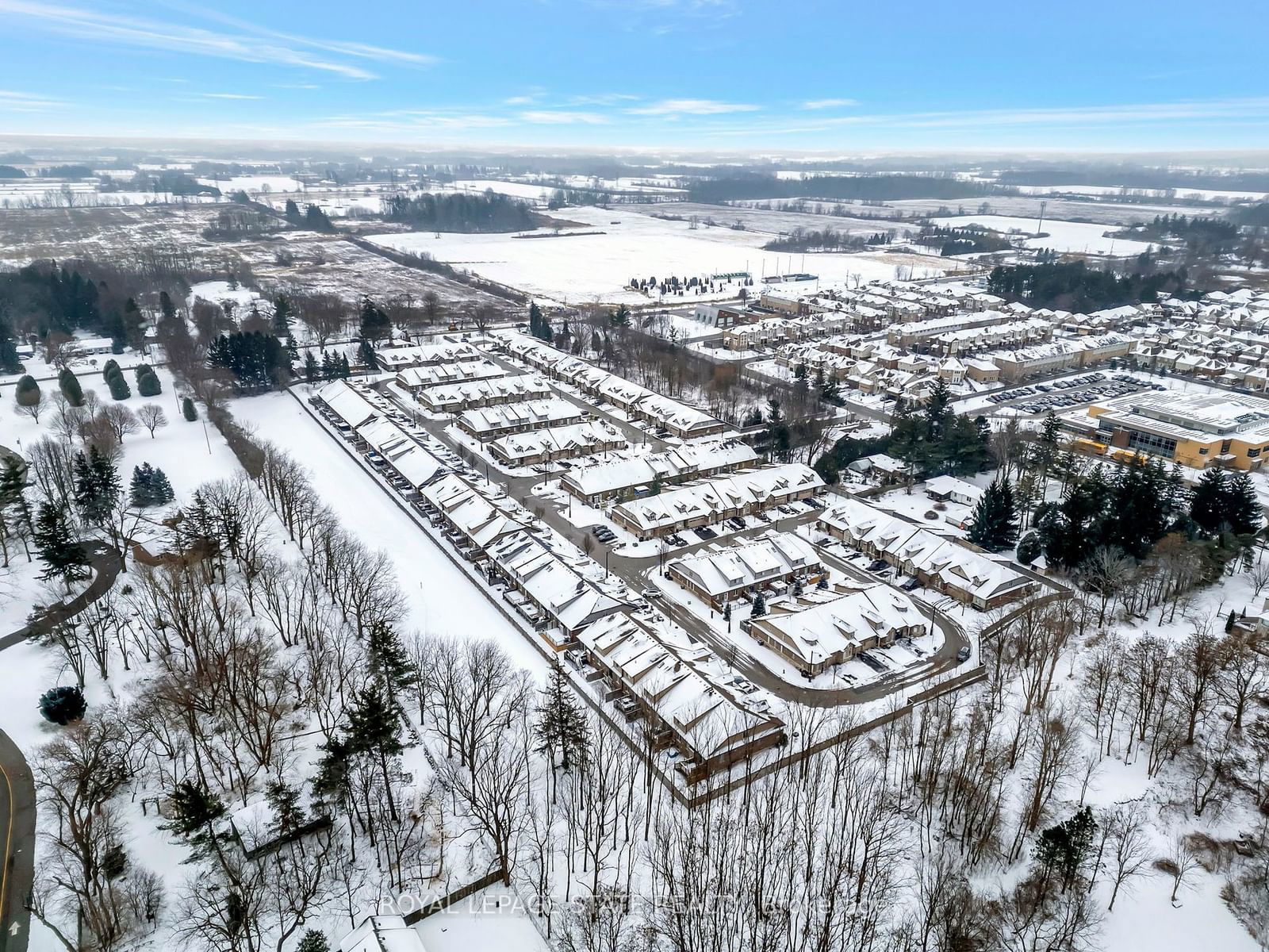 Bungalows of Ancaster South Townhomes, Hamilton, Toronto