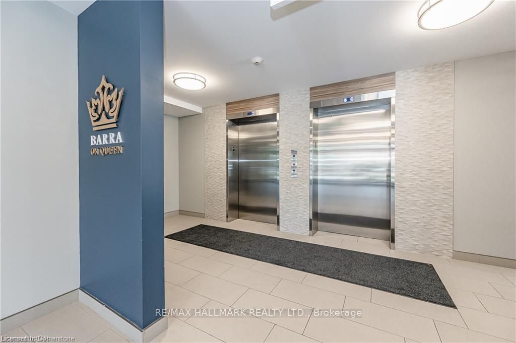 399 Queen St S, unit 414 for rent