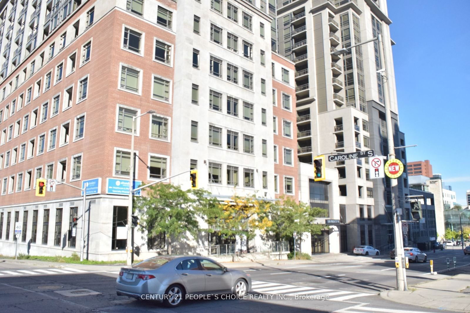 150 Main St W, unit 412 for rent