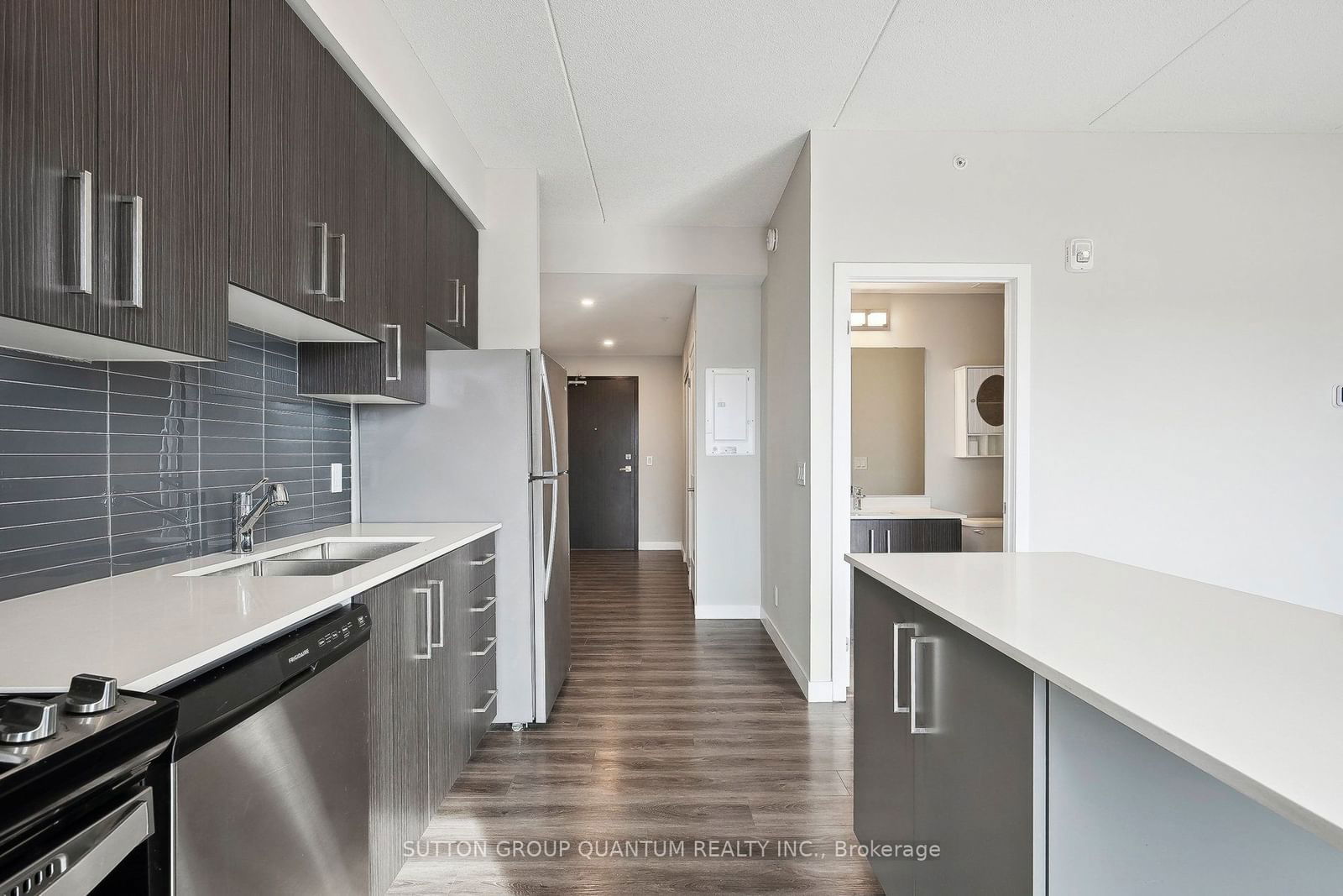 15 QUEEN St S, unit 2114 for sale