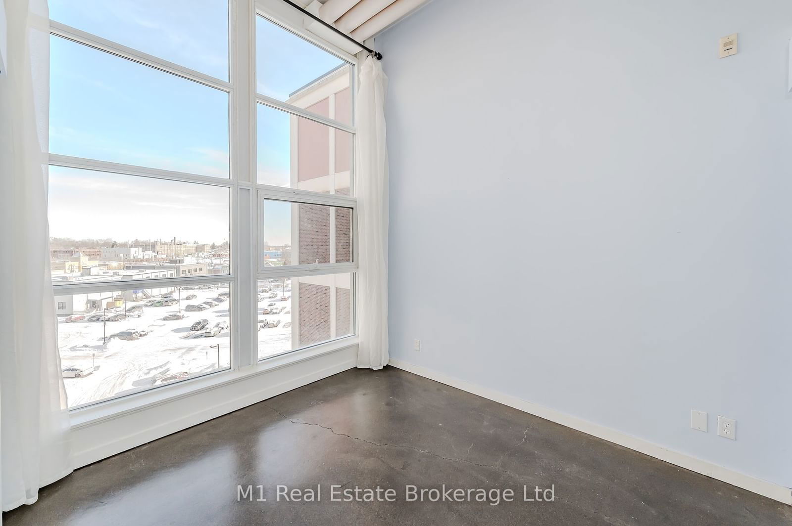 404 King St W, unit 505 for sale