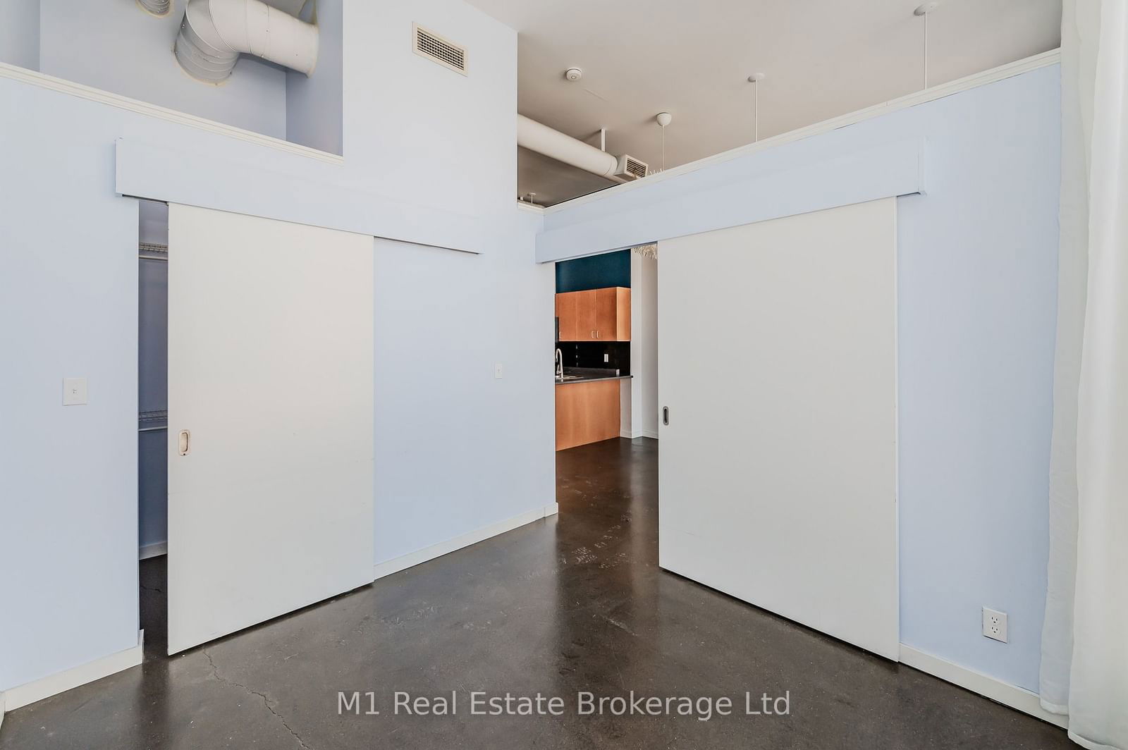 404 King St W, unit 505 for sale