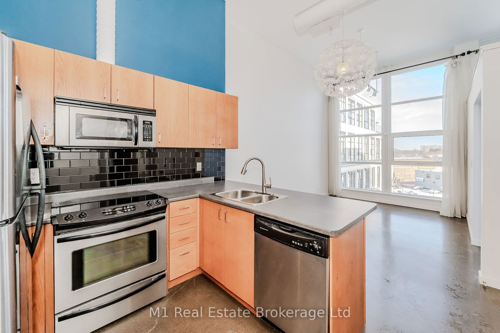 404 King St W, unit 505 for sale