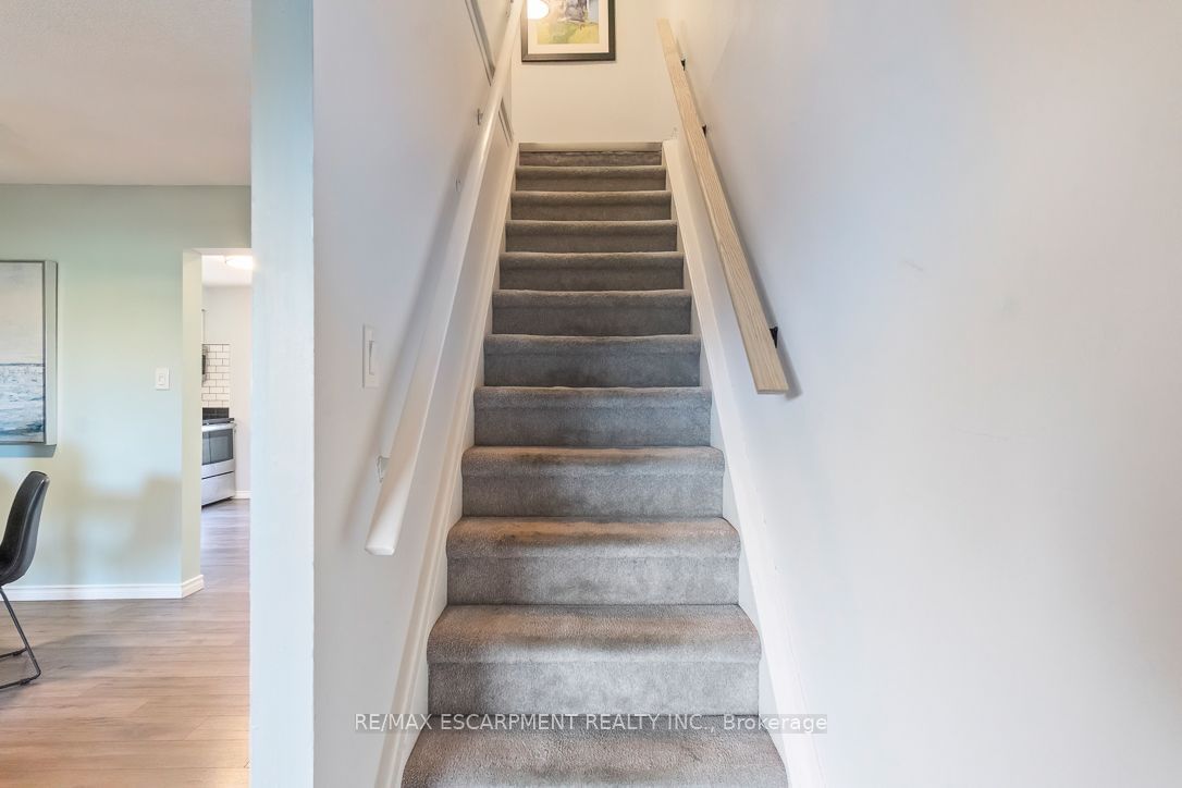 1301 Upper Gage Townhomes, Hamilton, Toronto