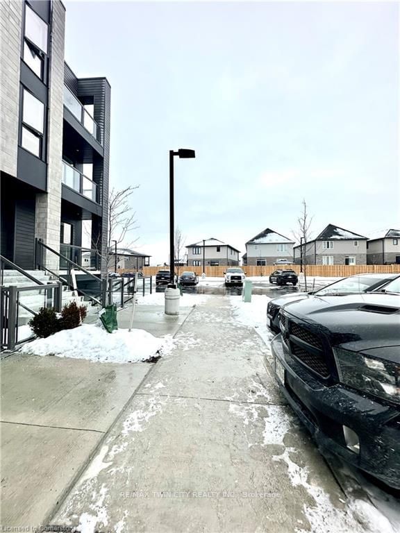 261 Woodbine Ave, unit 59 for rent