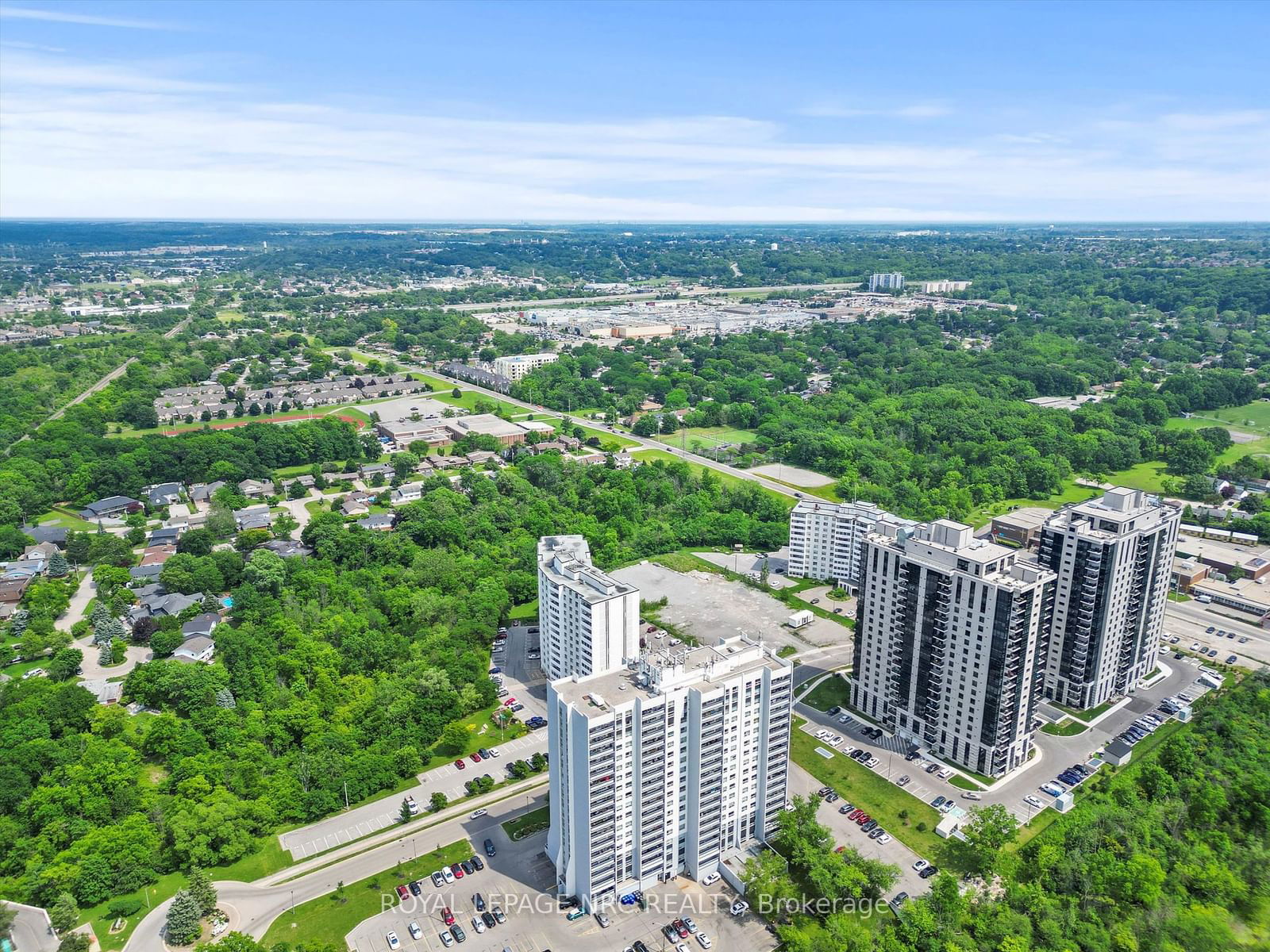 Canadian Tower, St. Catharines, Toronto