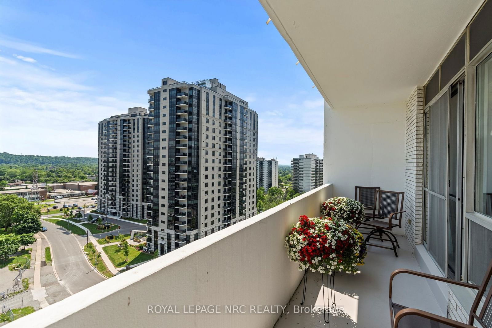 15 Towering Heights Blvd, unit 1202 for sale