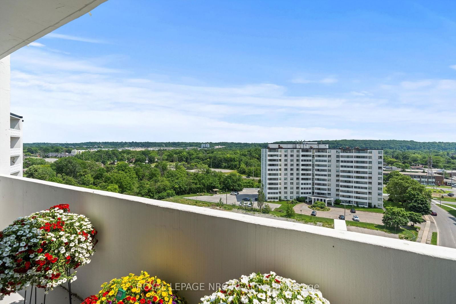 Canadian Tower, St. Catharines, Toronto