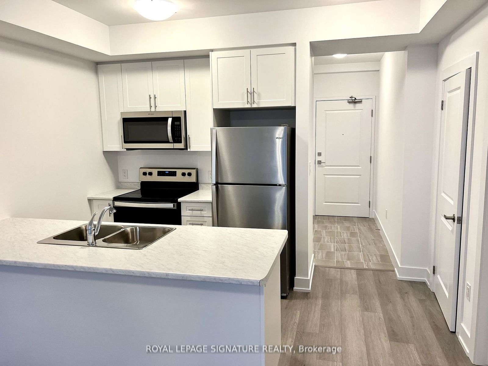 460 Dundas St, unit 1006 for rent