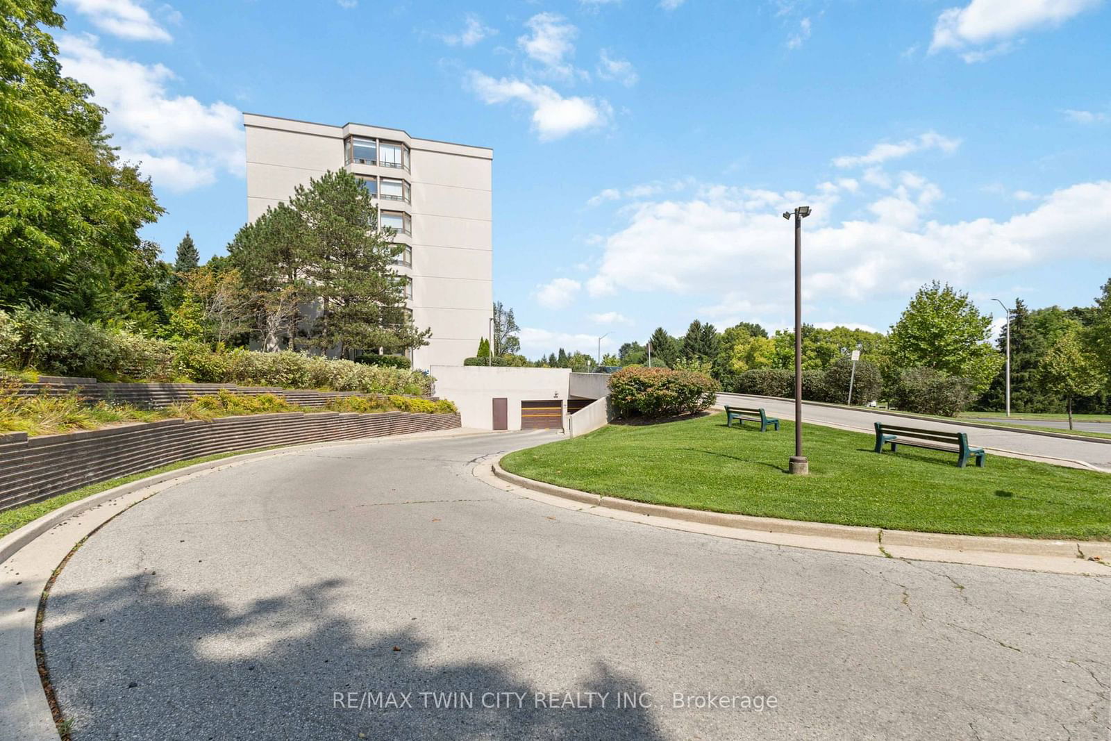 521 Riverside Dr, unit 209 for sale