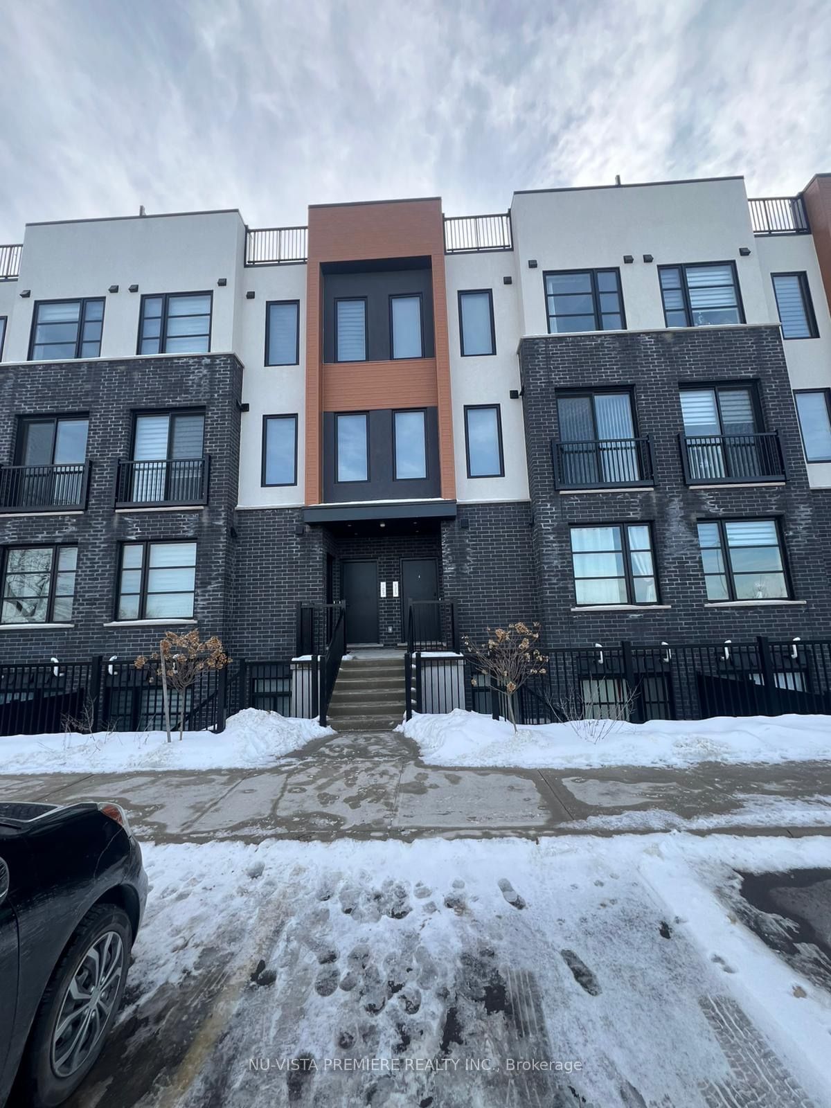 3900 Savoy St, unit 121 for rent