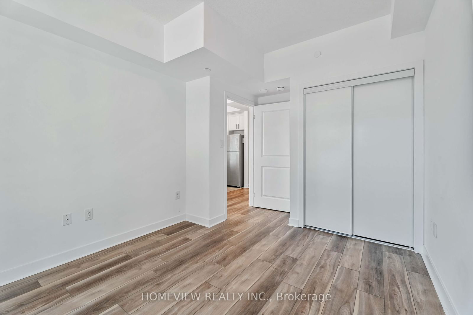 460 Dundas St E, unit 428 for sale