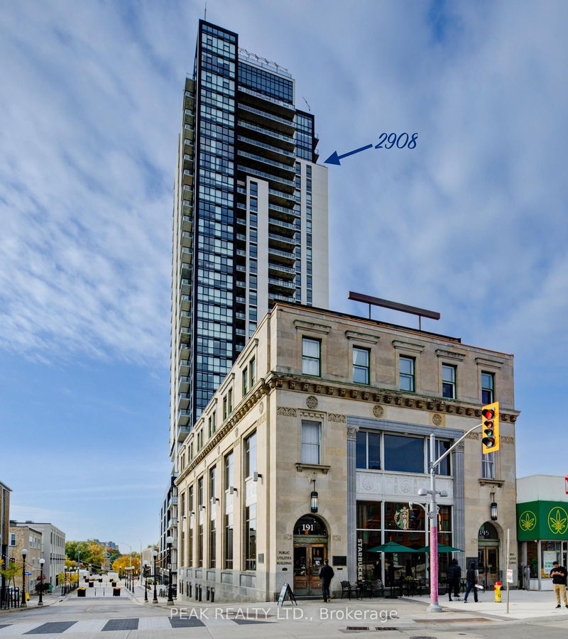 60 Charles St W, unit 8 for sale