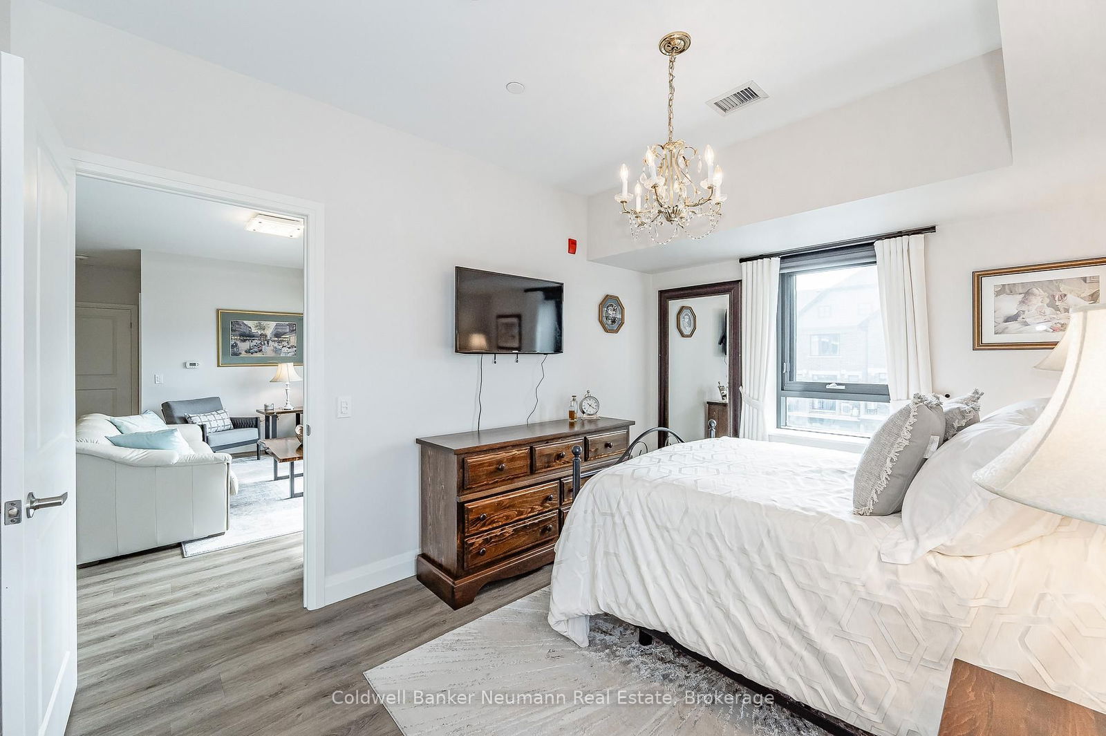 332 GOSLING GARDENS, unit 314 for sale