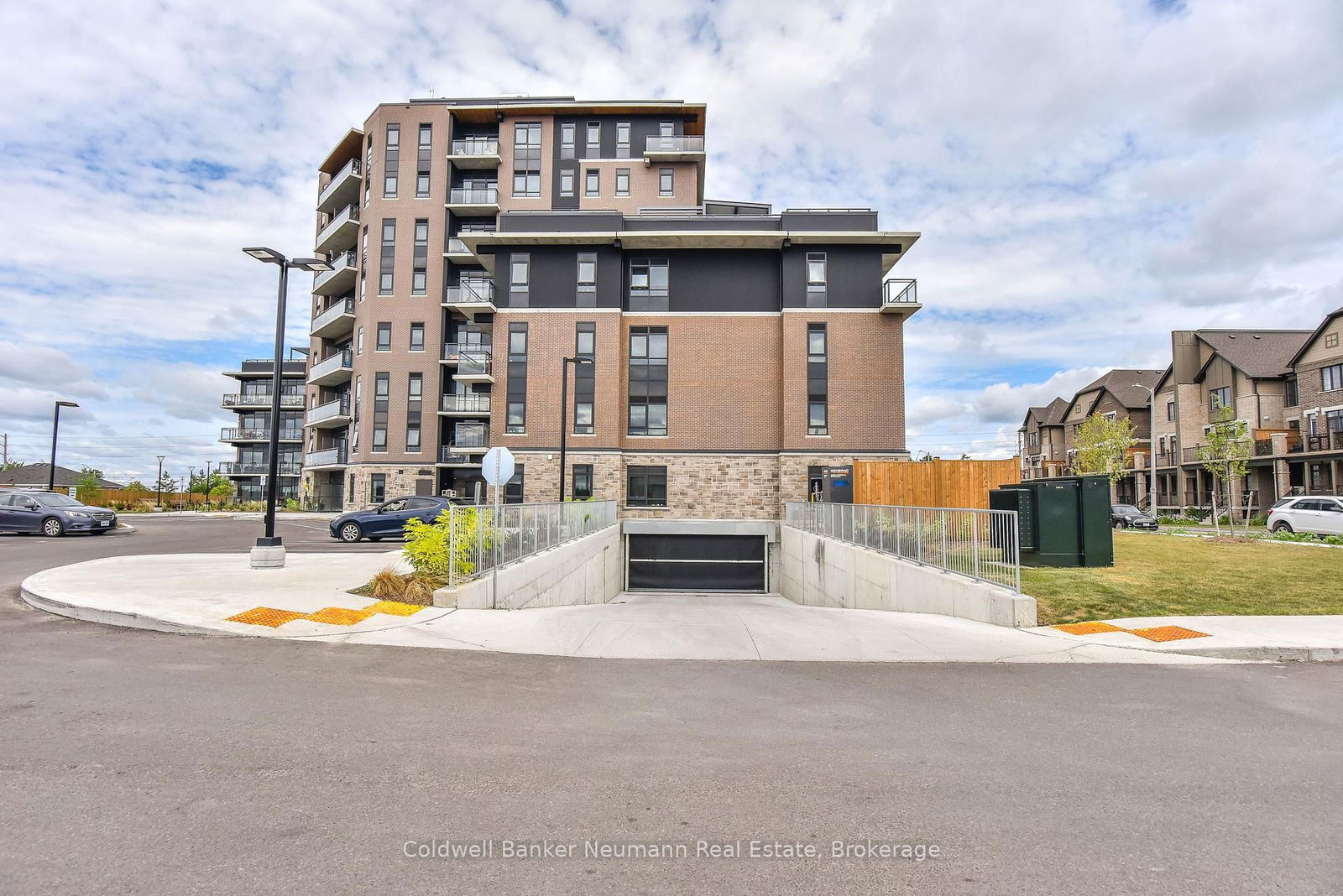 332 GOSLING GARDENS, unit 314 for sale