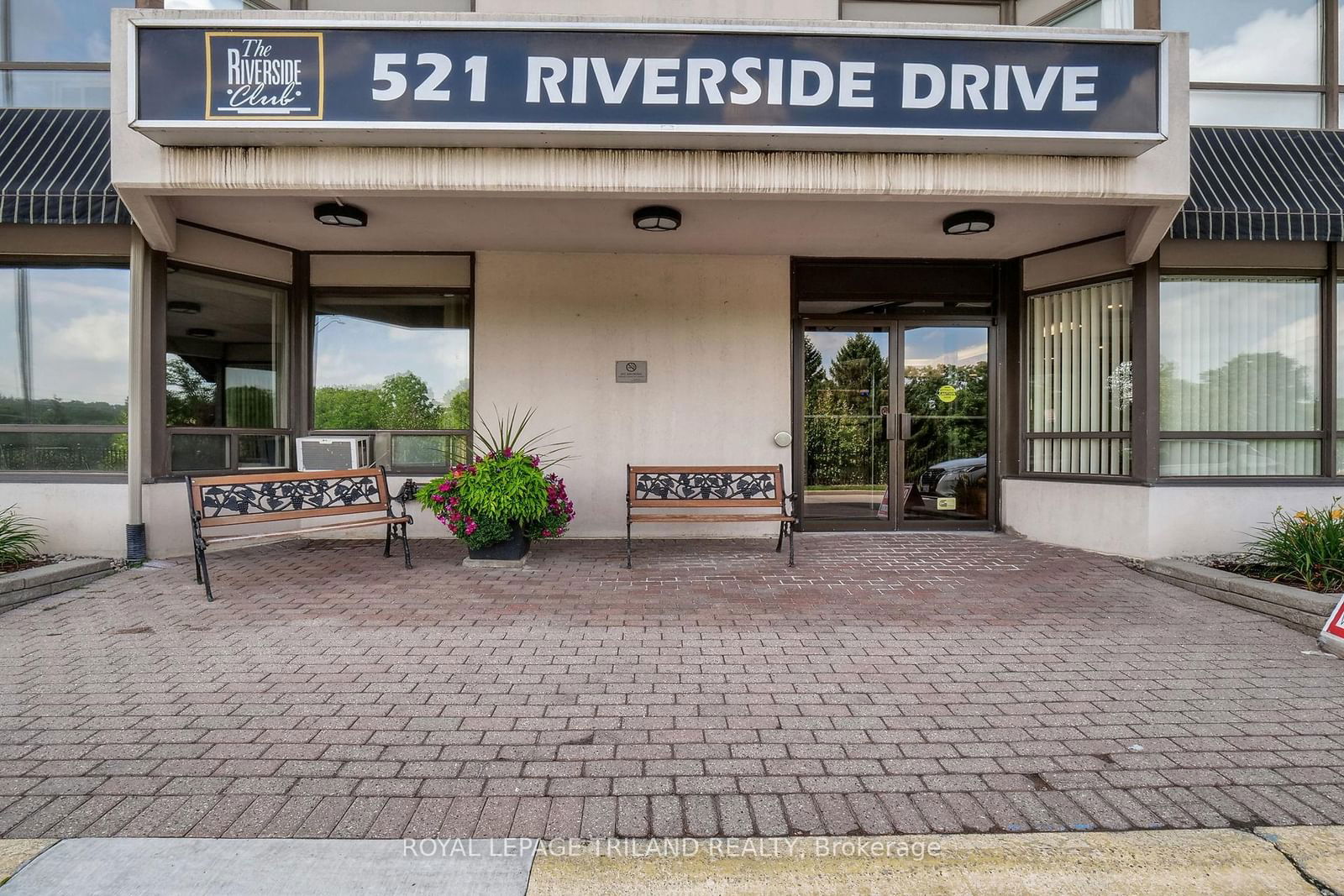 521 RIVERSIDE Dr, unit 415 for sale