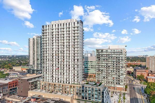 55 DUKE St W, unit 2206 for rent