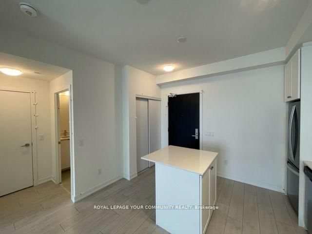 55 DUKE St W, unit 2206 for rent