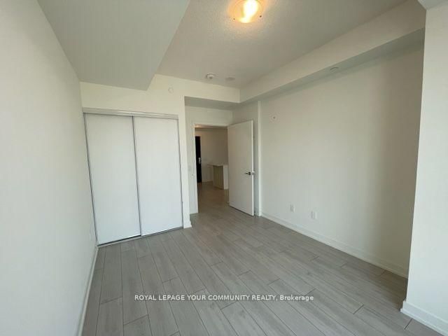 55 DUKE St W, unit 2206 for rent