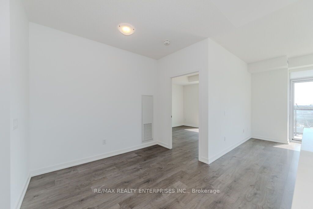 55 Duke St W, unit 1108 for sale