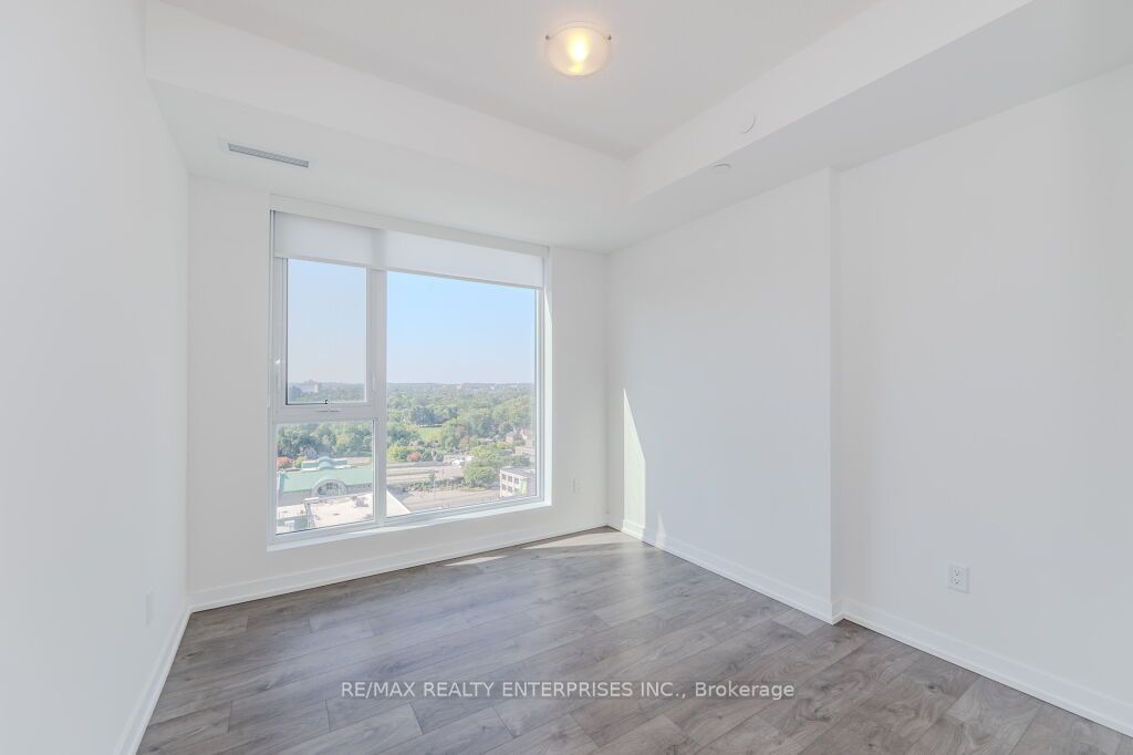 55 Duke St W, unit 1108 for sale