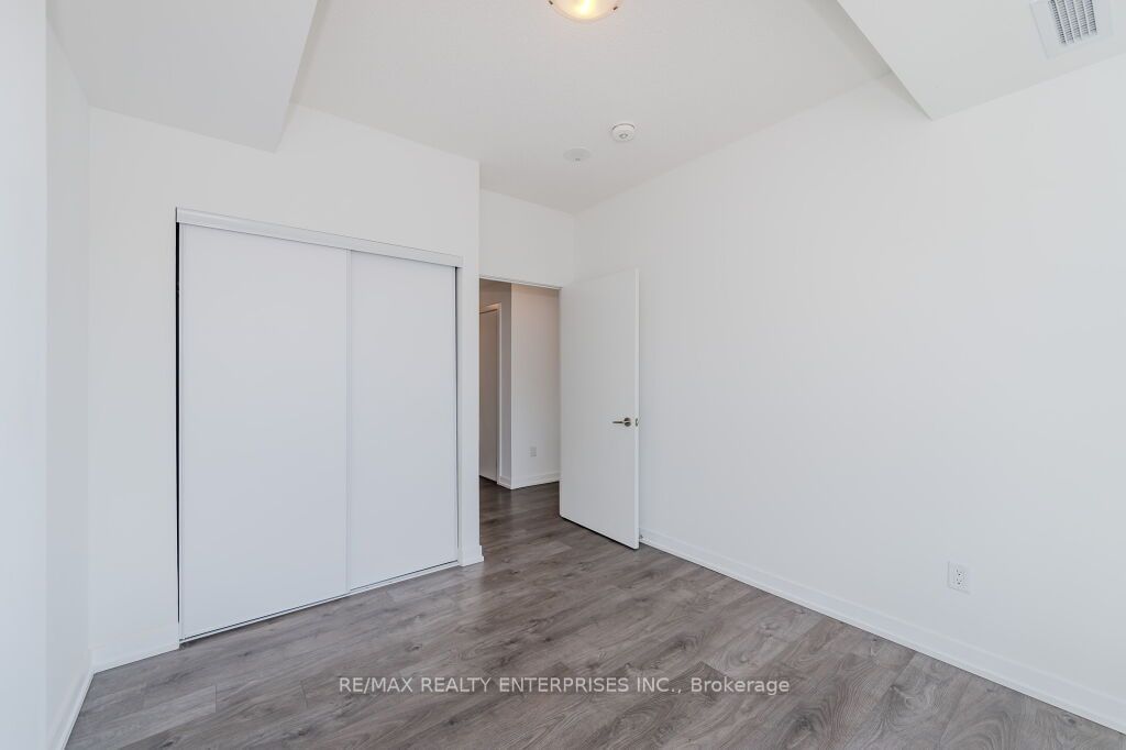 55 Duke St W, unit 1108 for sale