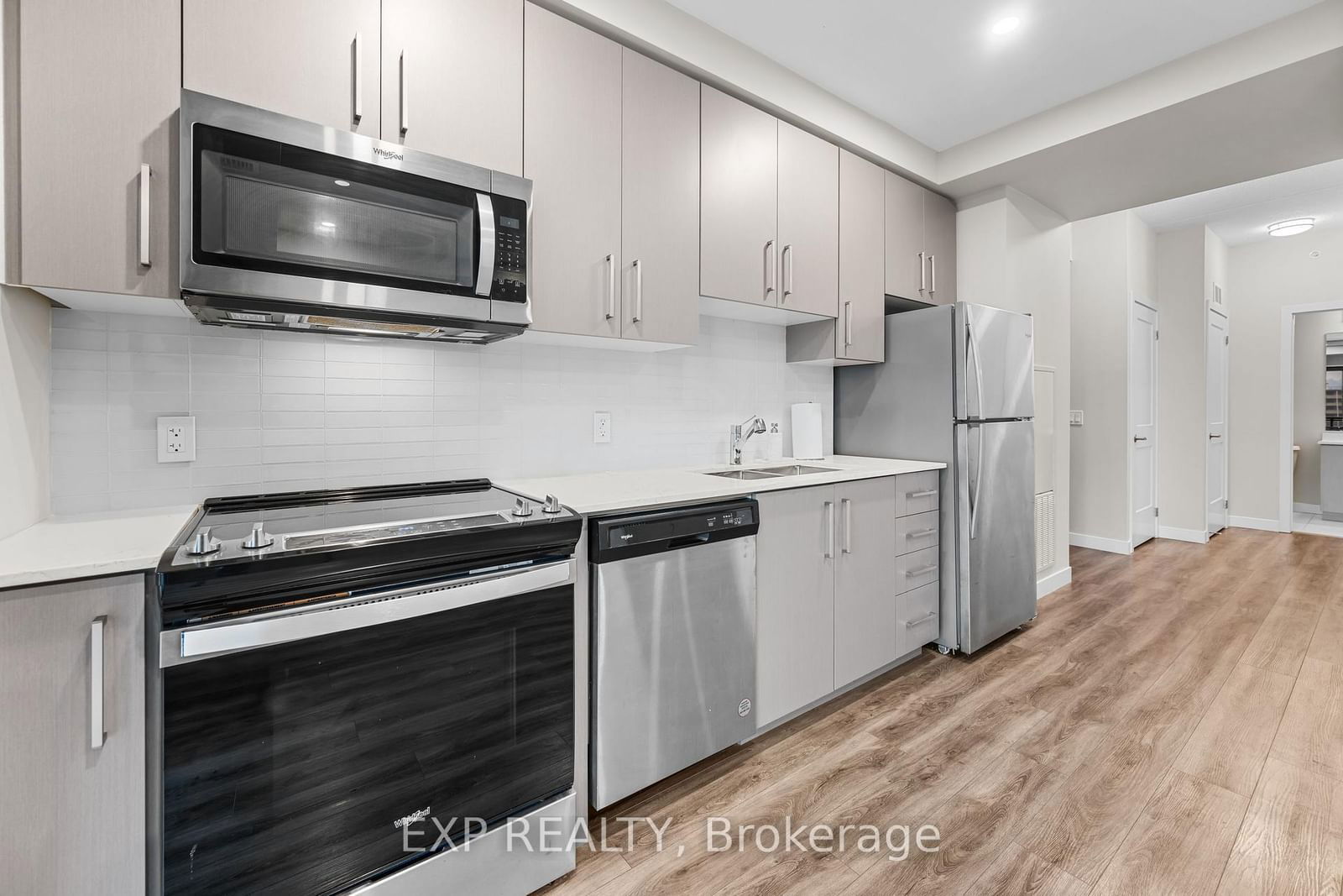 15 Queen St S, unit 601 for sale