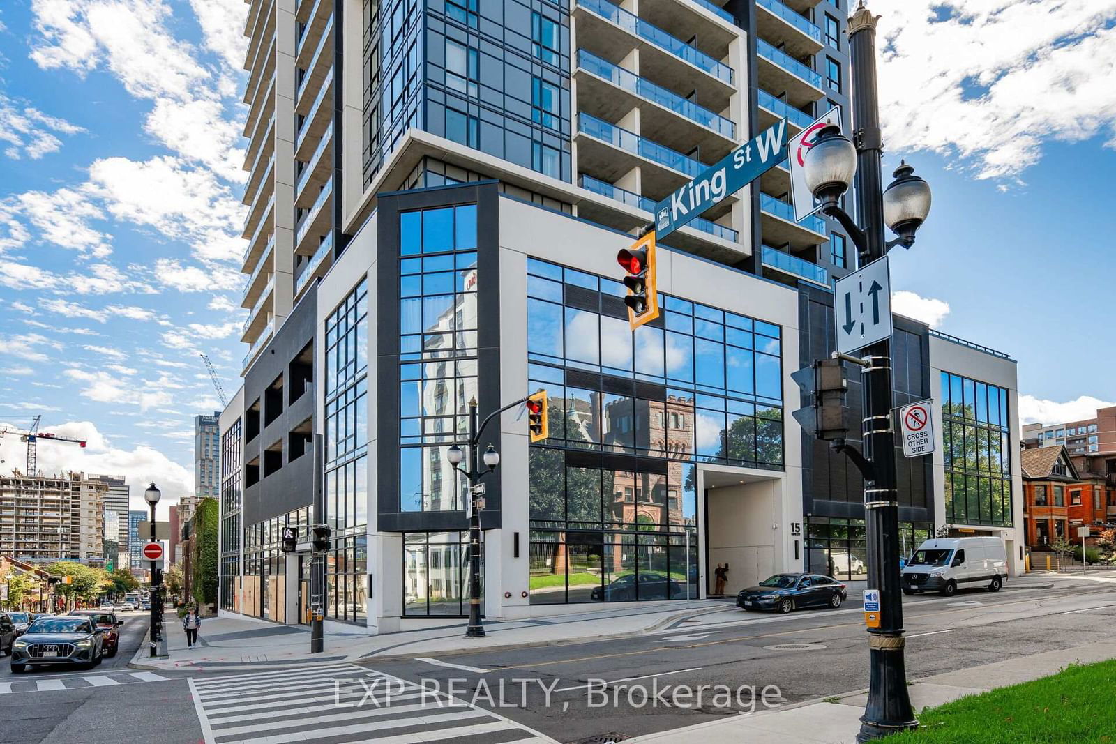 15 Queen St S, unit 601 for sale